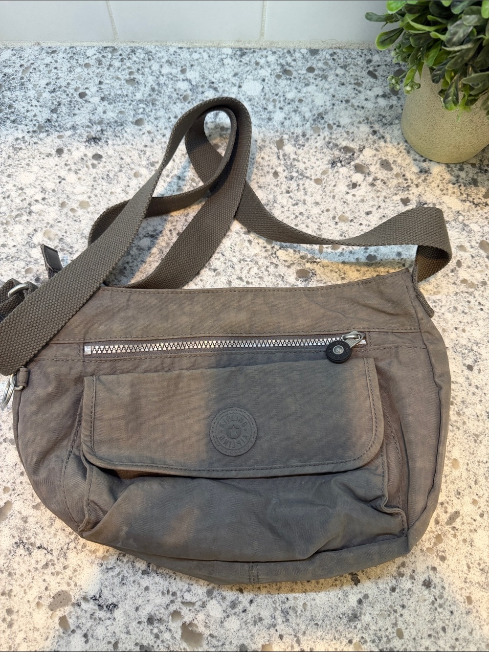 Kipling Syro messenger bag gray